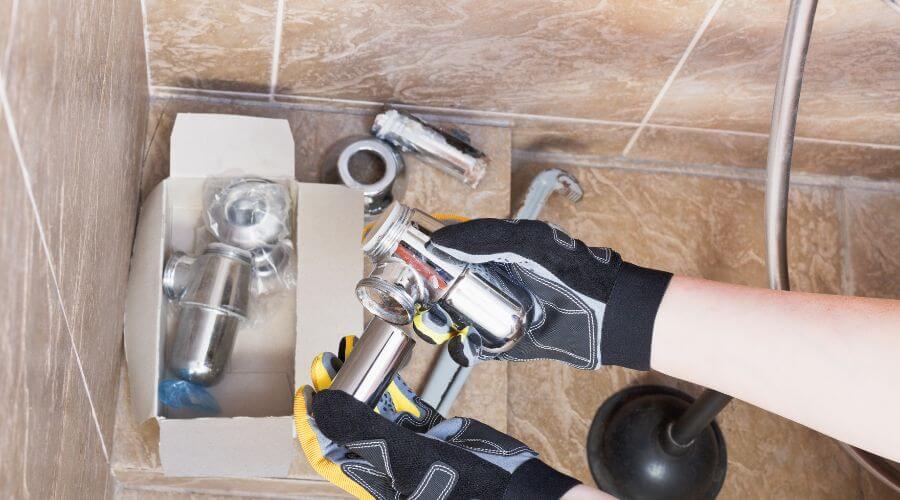 Professional gutter cleaning in Rayle, GA